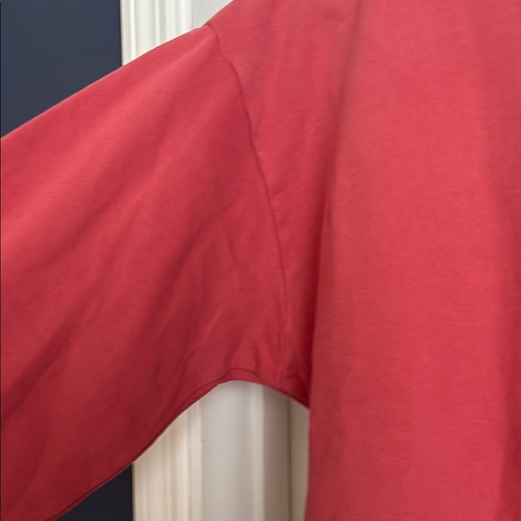 American Eagle Coral Sweatshirt - Picture 2 of 3